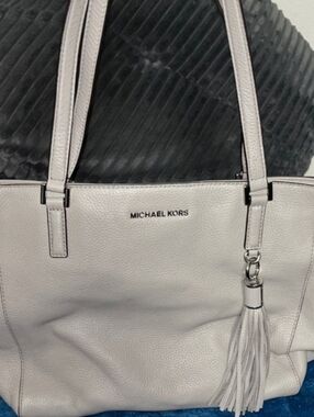 Bundle Deal Michael Kors W/Wallet Light Gray Tote with Tassel and Wallet